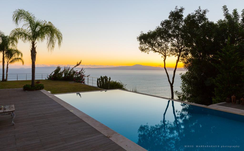 Villa Mos Kalamata Exteriör bild