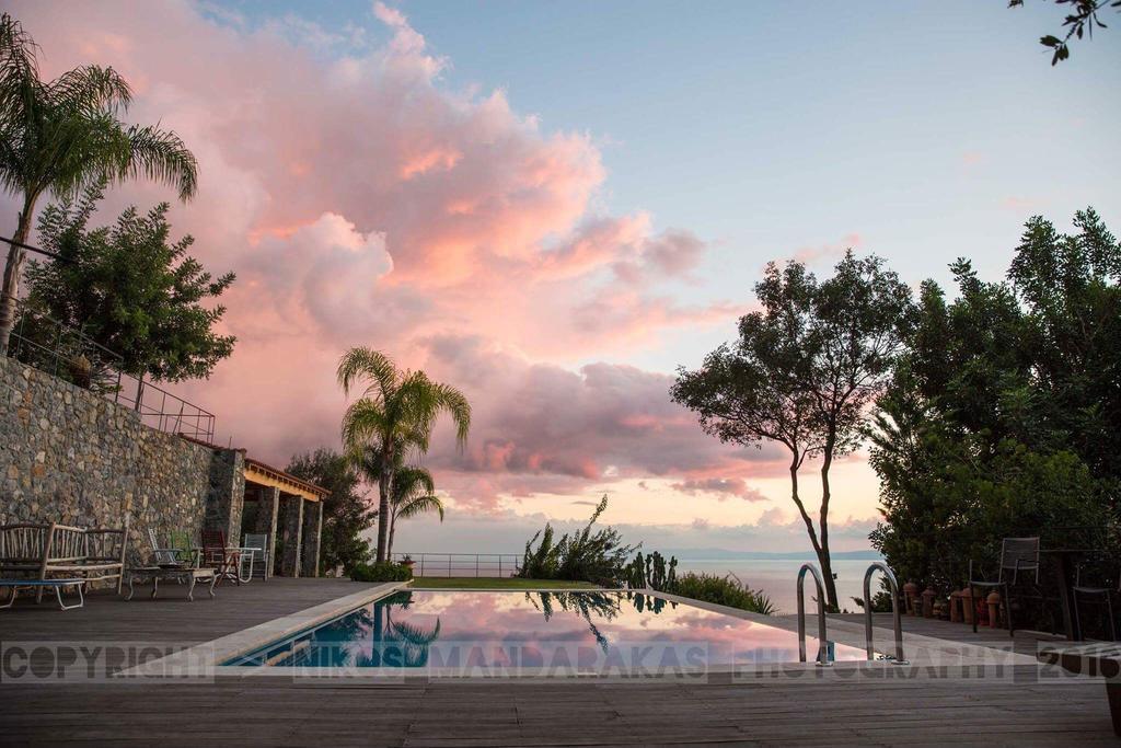 Villa Mos Kalamata Exteriör bild